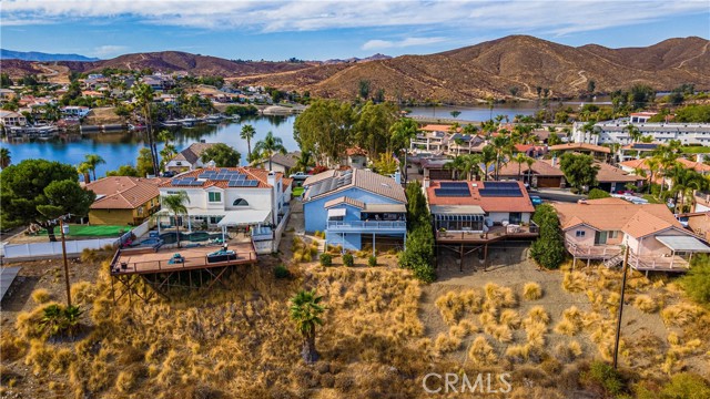 Detail Gallery Image 38 of 41 For 22535 W San Joaquin Dr, Canyon Lake,  CA 92587 - 4 Beds | 2 Baths