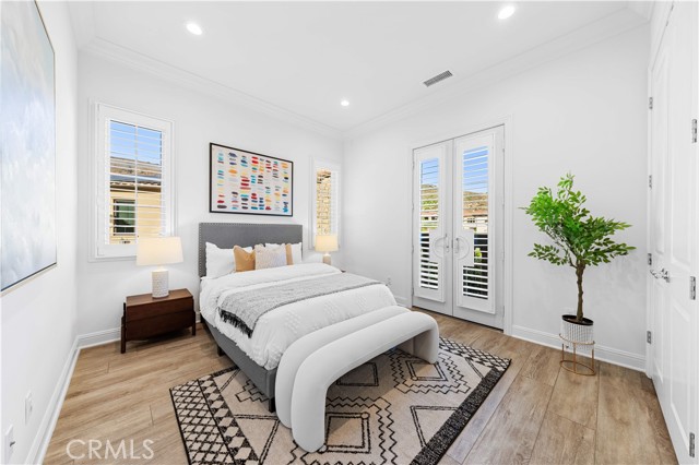 111 great oak, Irvine CA: https://media.crmls.org/medias/e21c88aa-0c81-492d-b0ee-b1a29cc55bb7.jpg