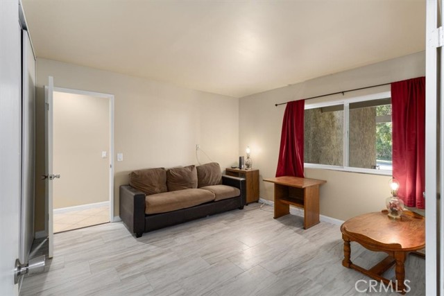 Detail Gallery Image 12 of 55 For 1193 W 13th St, Upland,  CA 91786 - 4 Beds | 2 Baths