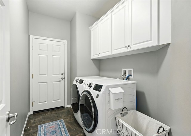 29222 Woodbridge Street, Lake Elsinore CA: https://media.crmls.org/medias/e21d30a8-999a-4d7e-adce-9b9635041bbd.jpg