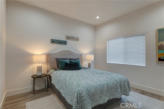 Detail Gallery Image 10 of 18 For 1364 S Ridgeley, Los Angeles,  CA 90019 - 3 Beds | 4 Baths