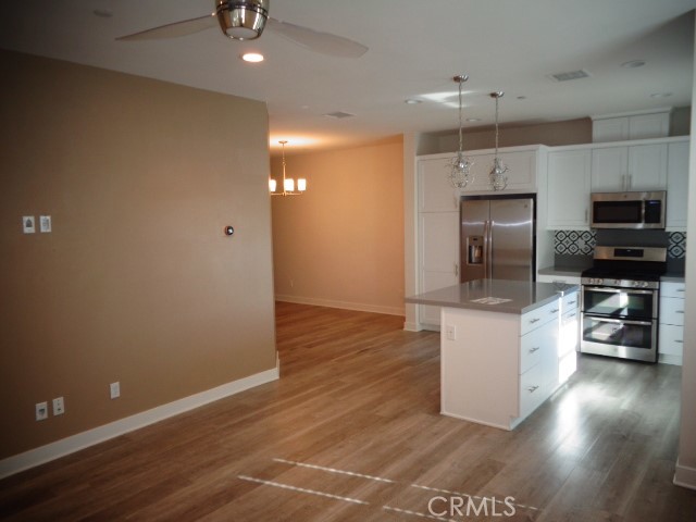 Detail Gallery Image 4 of 18 For 4332 Wild Ginger Cir, Yorba Linda,  CA 92886 - 3 Beds | 2/1 Baths