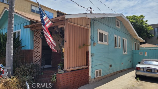 624 1st Place, Hermosa Beach, California 90254, 3 Bedrooms Bedrooms, ,1 BathroomBathrooms,Residential,Sold,1st,SB23161962