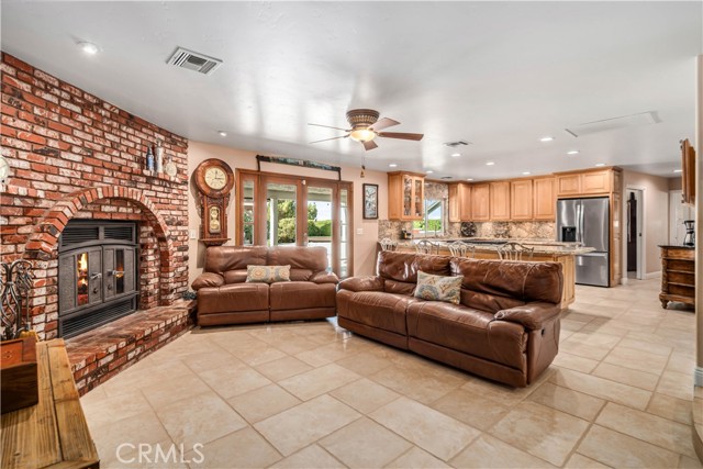 Detail Gallery Image 37 of 69 For 40809 20th St, Palmdale,  CA 93551 - 5 Beds | 2/1 Baths