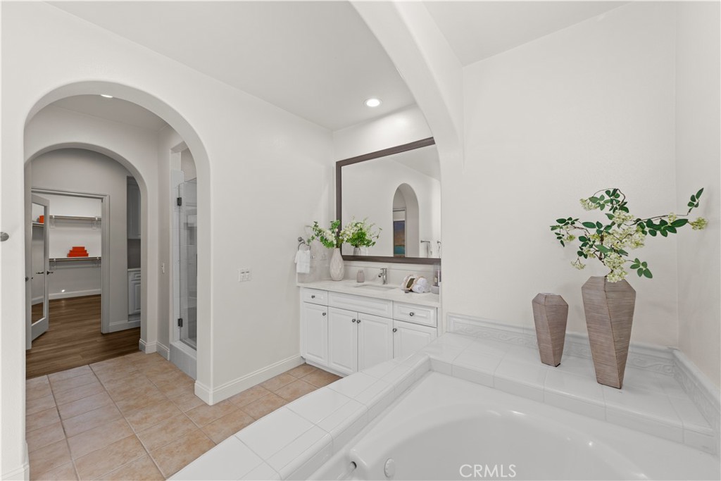 MLS #OC26153144 image #25
