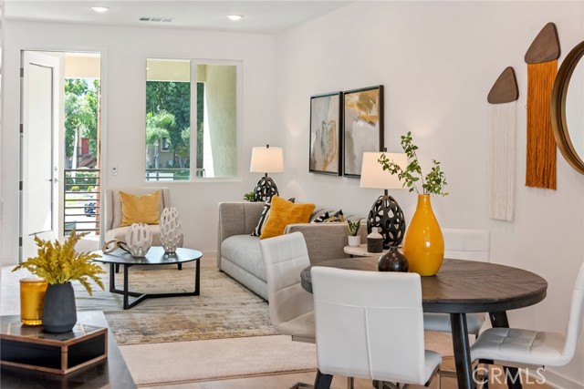 Detail Gallery Image 9 of 34 For 1178 Santo Antonio Dr, Colton,  CA 92324 - 2 Beds | 2/1 Baths