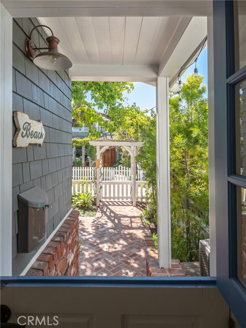 517 5th Street, Manhattan Beach, California 90266, 3 Bedrooms Bedrooms, ,2 BathroomsBathrooms,Residential,Sold,5th,SB22046594