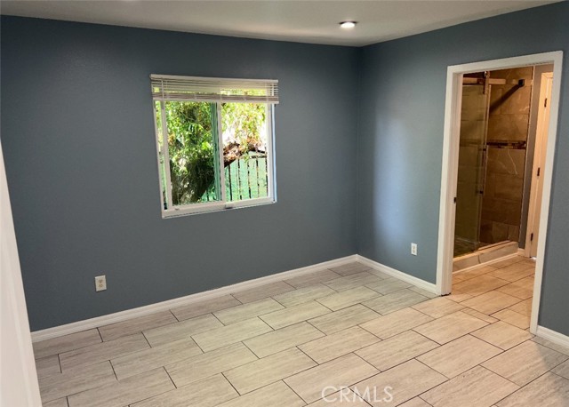 731 W 99th Street, Los Angeles CA: https://media.crmls.org/medias/e220fcc4-5552-47e2-9fe7-6dfe7d171a9b.jpg