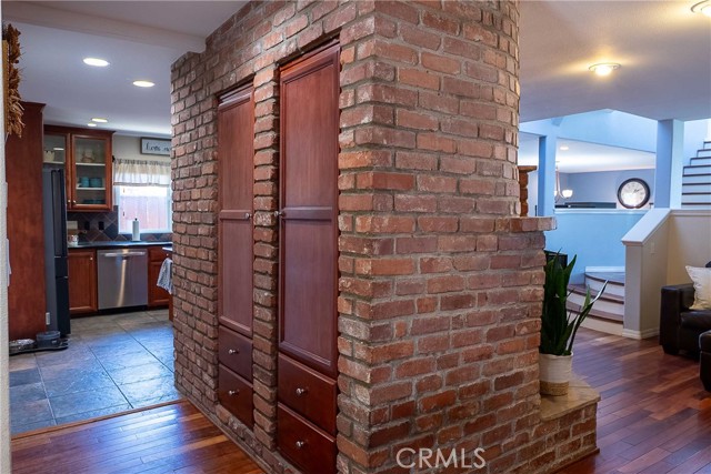1950 Newport Avenue, Grover Beach CA: https://media.crmls.org/medias/e2217e2d-d9a7-4454-a7a7-19d817e215b3.jpg
