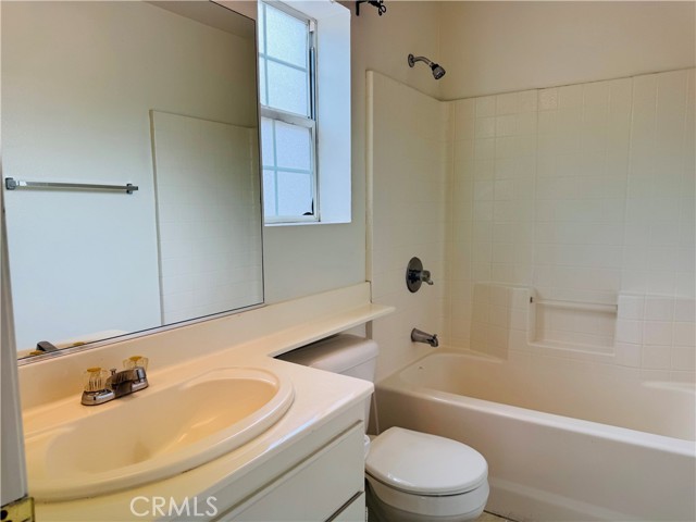 Detail Gallery Image 21 of 26 For 25619 Prospect Ave, Loma Linda,  CA 92354 - 3 Beds | 3 Baths