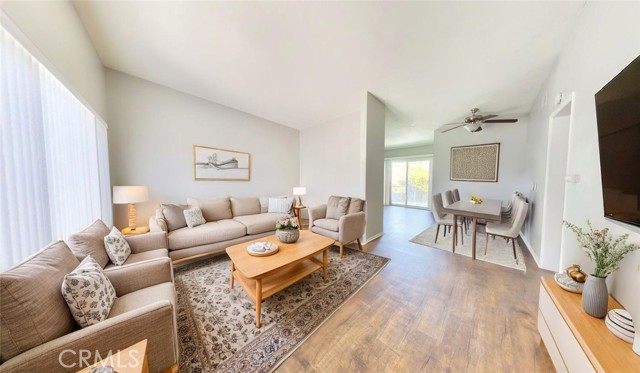 Detail Gallery Image 1 of 32 For 136 W Union Ave #11,  Fullerton,  CA 92832 - 2 Beds | 1 Baths