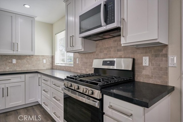 6881 Belgrave Avenue, Garden Grove CA: https://media.crmls.org/medias/e2235c87-ac01-4377-b502-99ebad887191.jpg