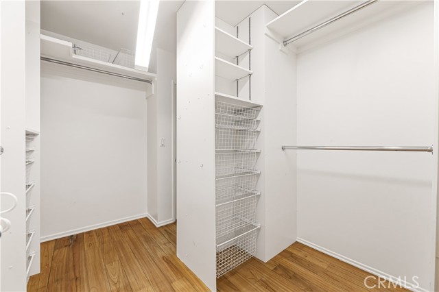 Detail Gallery Image 30 of 36 For 20305 Aetna, Woodland Hills,  CA 91367 - 3 Beds | 2 Baths