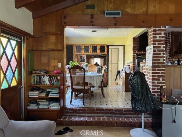 Detail Gallery Image 14 of 28 For 14125 Burton, Panorama City,  CA 91402 - 3 Beds | 2 Baths