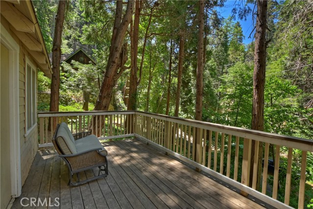 Detail Gallery Image 14 of 17 For 547 Blue Jay Canyon Rd, Blue Jay,  CA 92317 - 3 Beds | 1 Baths