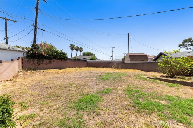 3 Bed Home for Sale in Compton, California