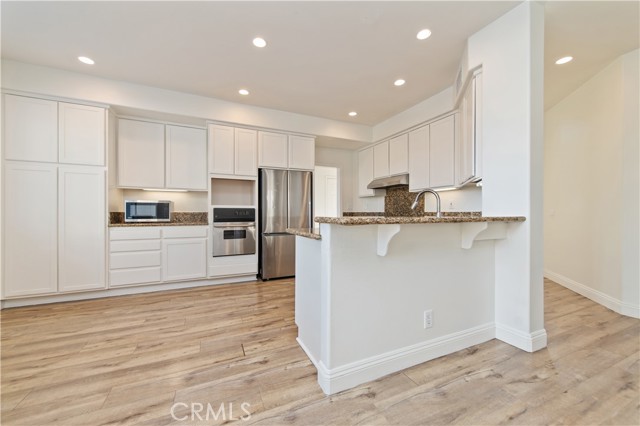31 Versailles, Newport Coast CA: https://media.crmls.org/medias/e22490df-4c36-4b30-a858-260accf5b9c4.jpg