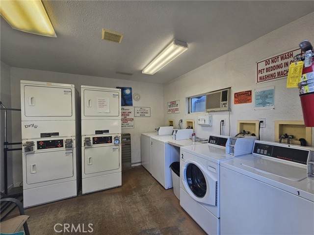 26734 Peach Street, Perris CA: https://media.crmls.org/medias/e224b891-0b1a-48e4-a363-fe18e264f889.jpg