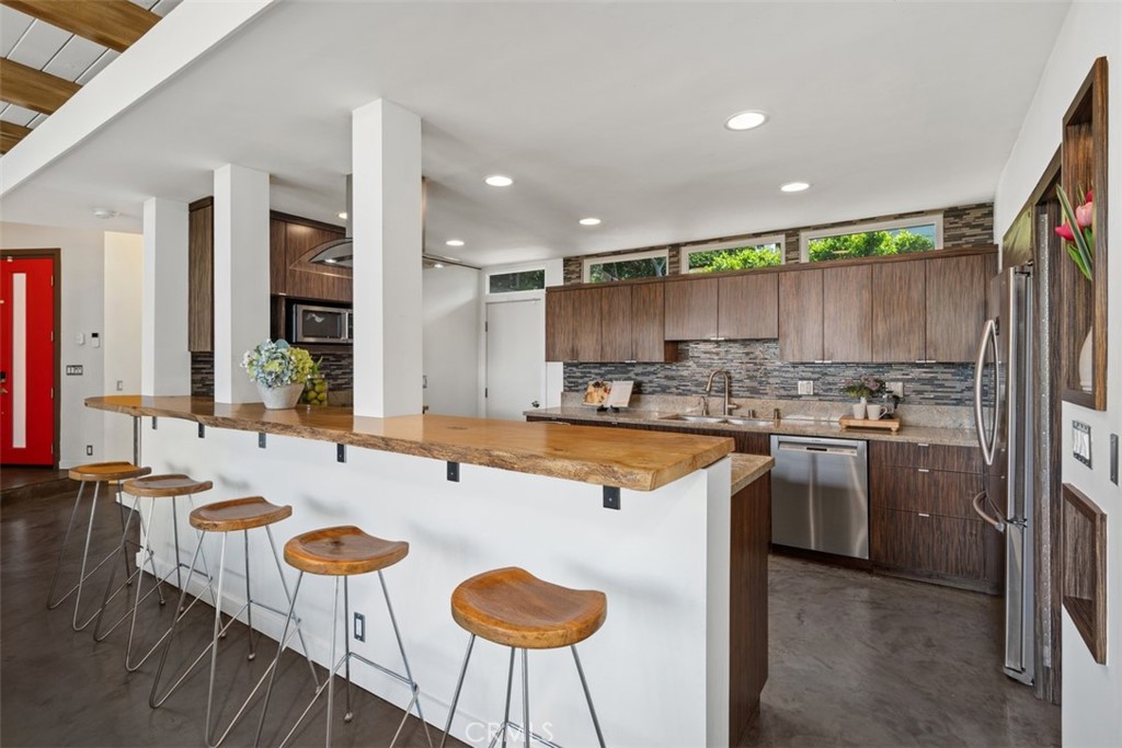 11575 Sunshine TerraceStudio City img 5
