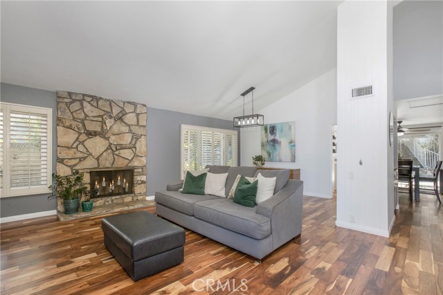 Image 7 of 41 For 25632 Adriana Street