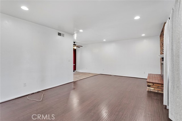 Detail Gallery Image 9 of 52 For 5728 Newbury Ave, San Bernardino,  CA 92404 - 3 Beds | 2 Baths