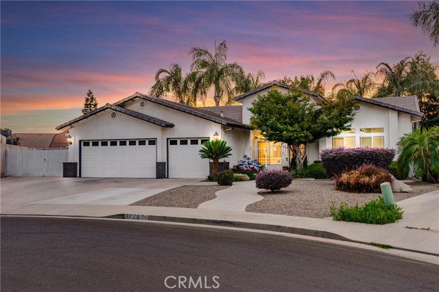 Detail Gallery Image 1 of 1 For 3728 E Stapp Ct, Visalia,  CA 93292 - 3 Beds | 2 Baths