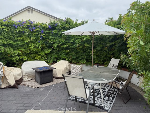 8 Robin, Irvine CA: https://media.crmls.org/medias/e226b519-269d-449c-be52-0f2f50cad7ce.jpg