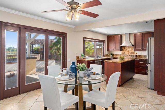 26972 Venado Drive, Mission Viejo CA: https://media.crmls.org/medias/e2277daf-6d05-479b-bf1f-147c8f65c314.jpg