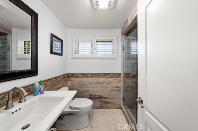 1738 N Ukiah Way, Upland CA: https://media.crmls.org/medias/e2278b49-682b-4082-a482-7039b850fa52.jpg