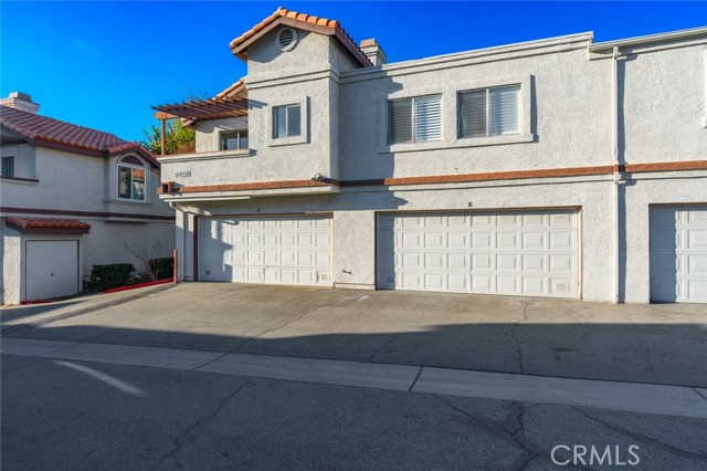 Detail Gallery Image 2 of 19 For 24228 Sylvan Glen Rd #E,  Diamond Bar,  CA 91765 - 2 Beds | 2 Baths