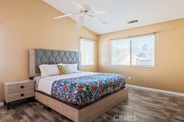 Detail Gallery Image 13 of 27 For 25374 Ridgemoor Rd, Menifee,  CA 92586 - 5 Beds | 3 Baths