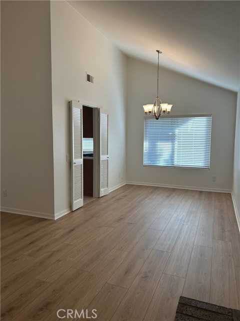 Detail Gallery Image 3 of 20 For 2126 E Deer Springs Ln, Brea,  CA 92821 - 3 Beds | 2/1 Baths