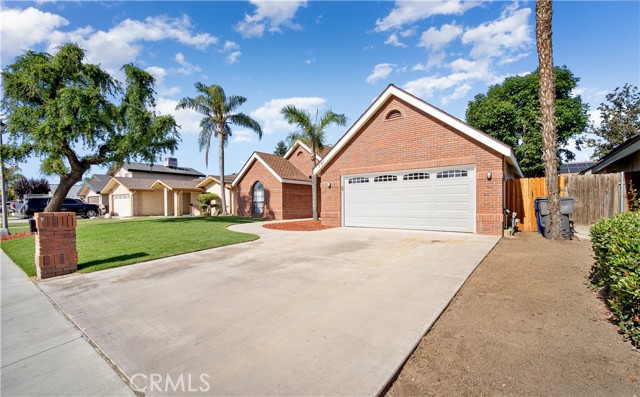 Image 3 of 33 For 791 Redwood Avenue