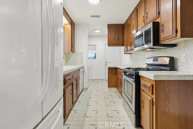 Detail Gallery Image 26 of 53 For 2836 Flangel, Lakewood,  CA 90712 - 3 Beds | 2 Baths