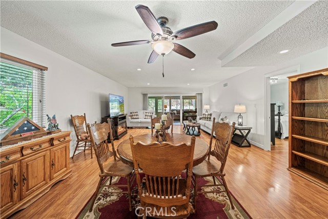 Detail Gallery Image 48 of 61 For 19439 Oak Crossing Rd, Newhall,  CA 91321 - 2 Beds | 2 Baths