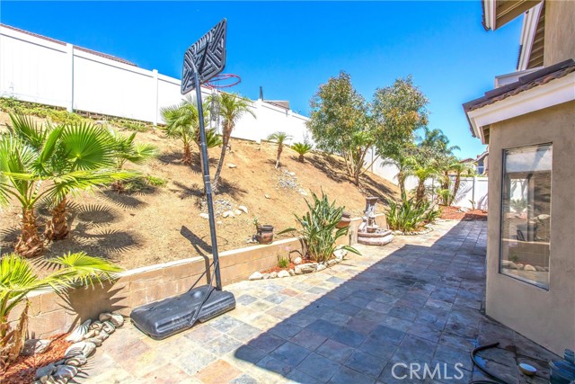 24156 Old Country Road, Moreno Valley CA: https://media.crmls.org/medias/e229027a-e57d-4ade-bc96-3772fa0edbb9.jpg