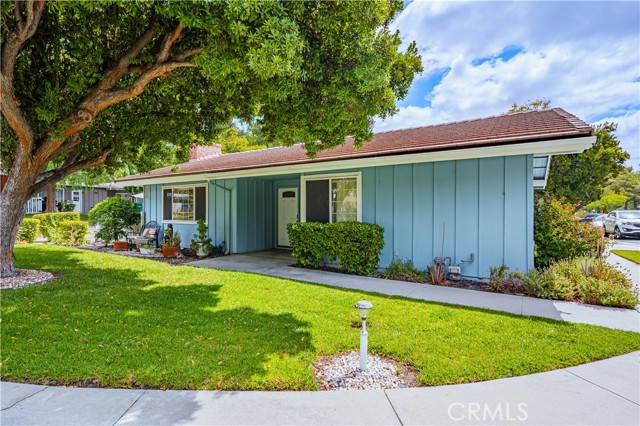 Detail Gallery Image 3 of 23 For 28366 Princessa Ct, Murrieta,  CA 92563 - 2 Beds | 2 Baths