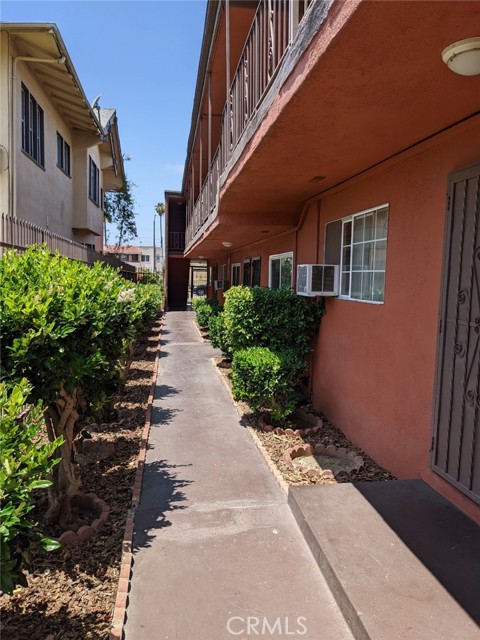 Detail Gallery Image 13 of 13 For 1708 Pine Ave #4,  Long Beach,  CA 90813 - 1 Beds | 1 Baths
