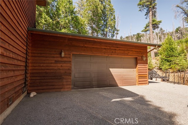 7134 Snyder Ridge Road, Mariposa CA: https://media.crmls.org/medias/e22a71e9-e015-4a66-a528-719fa1333b0e.jpg