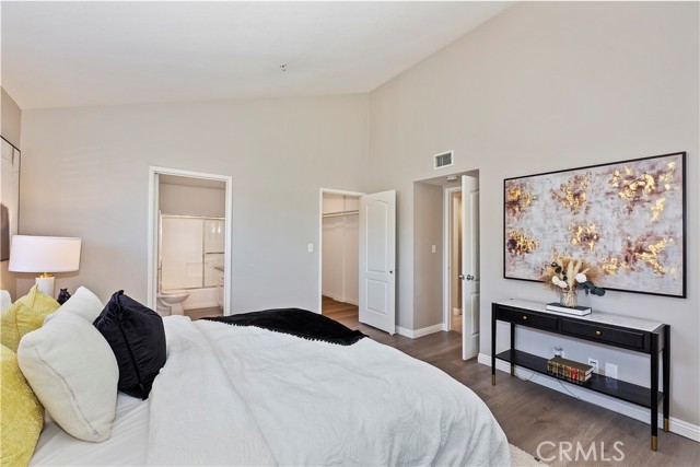 Detail Gallery Image 19 of 43 For 536 E Magnolia Bld #105,  Burbank,  CA 91501 - 3 Beds | 2/1 Baths