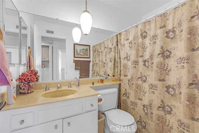 Detail Gallery Image 16 of 31 For 13846 Shablow Ave, Sylmar,  CA 91342 - 3 Beds | 2 Baths