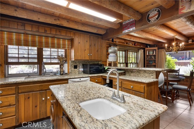 Detail Gallery Image 26 of 47 For 2712 Tirol Dr, –,  CA 93225 - 3 Beds | 2 Baths