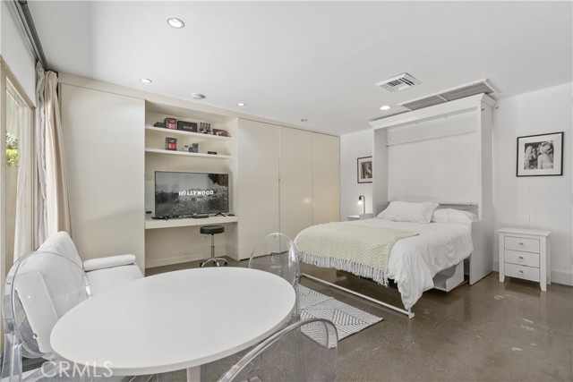 Detail Gallery Image 3 of 17 For 8787 Shoreham Dr #B4,  West Hollywood,  CA 90069 - 0 Beds | 1 Baths