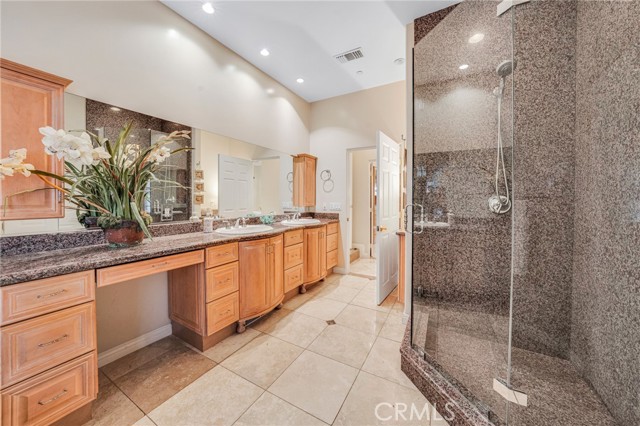 Detail Gallery Image 24 of 63 For 19517 Celtic St, Porter Ranch,  CA 91326 - 6 Beds | 6 Baths