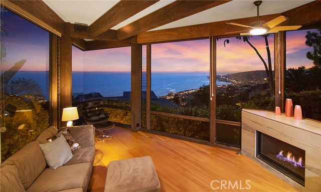 Detail Gallery Image 2 of 52 For 785 Alta Vista, Laguna Beach,  CA 92651 - 3 Beds | 3/1 Baths