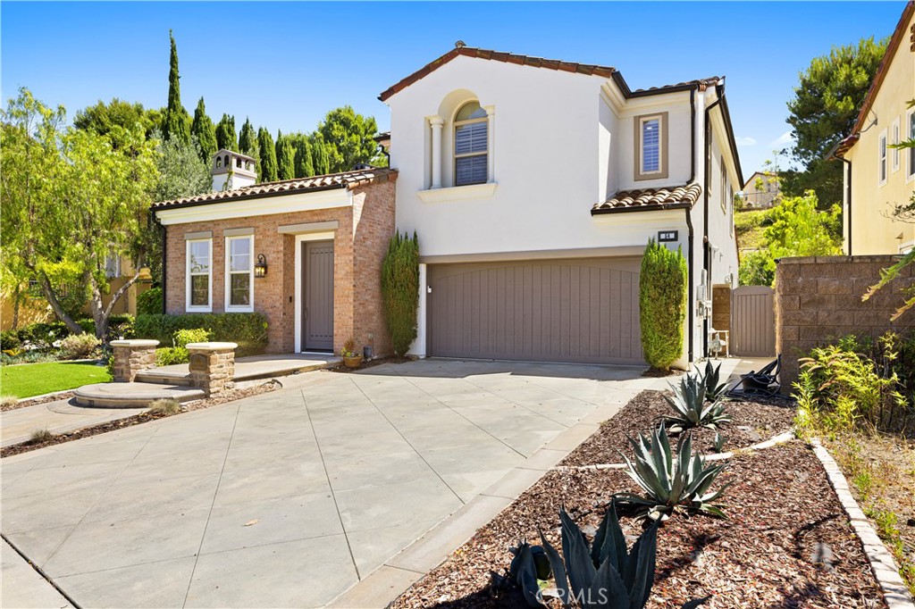 54 VALLEY TERRACE
