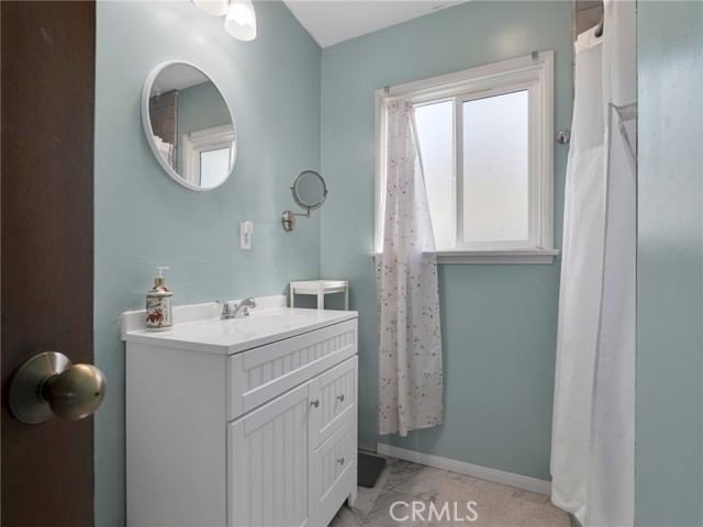 Detail Gallery Image 18 of 33 For 10020 Mason Ave, Chatsworth,  CA 91311 - 3 Beds | 2 Baths