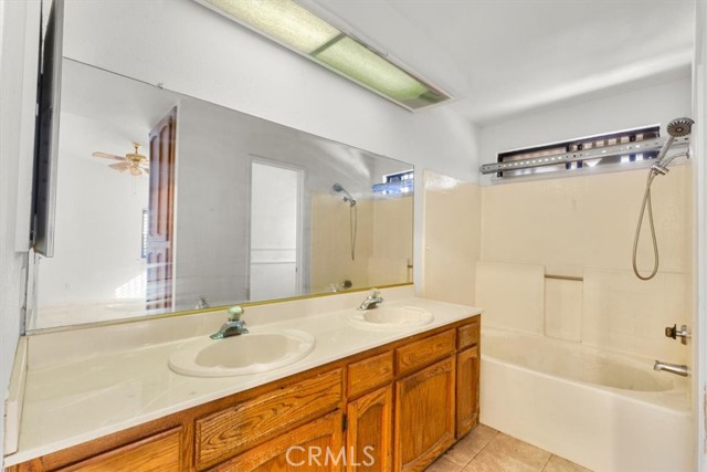 Detail Gallery Image 34 of 37 For 13511 Mountain Drive, Hesperia,  CA 92344 - 4 Beds | 2 Baths