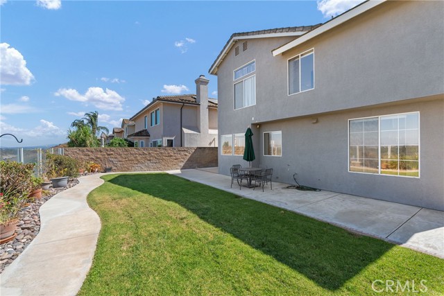 17289 Eastview Drive, Chino Hills CA: https://media.crmls.org/medias/e22ebeee-c8d3-41e2-975f-472e7397628c.jpg
