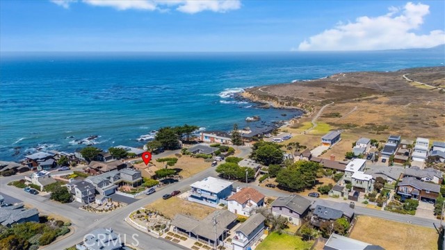 Detail Gallery Image 10 of 59 For 2591 Windsor Bld, Cambria,  CA 93428 - 2 Beds | 1/1 Baths